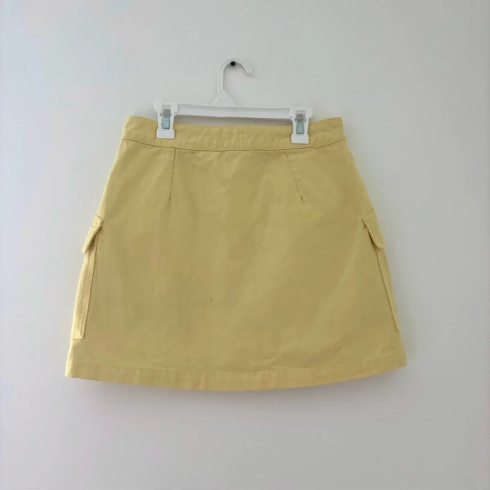 Yellow BDG mini skirt